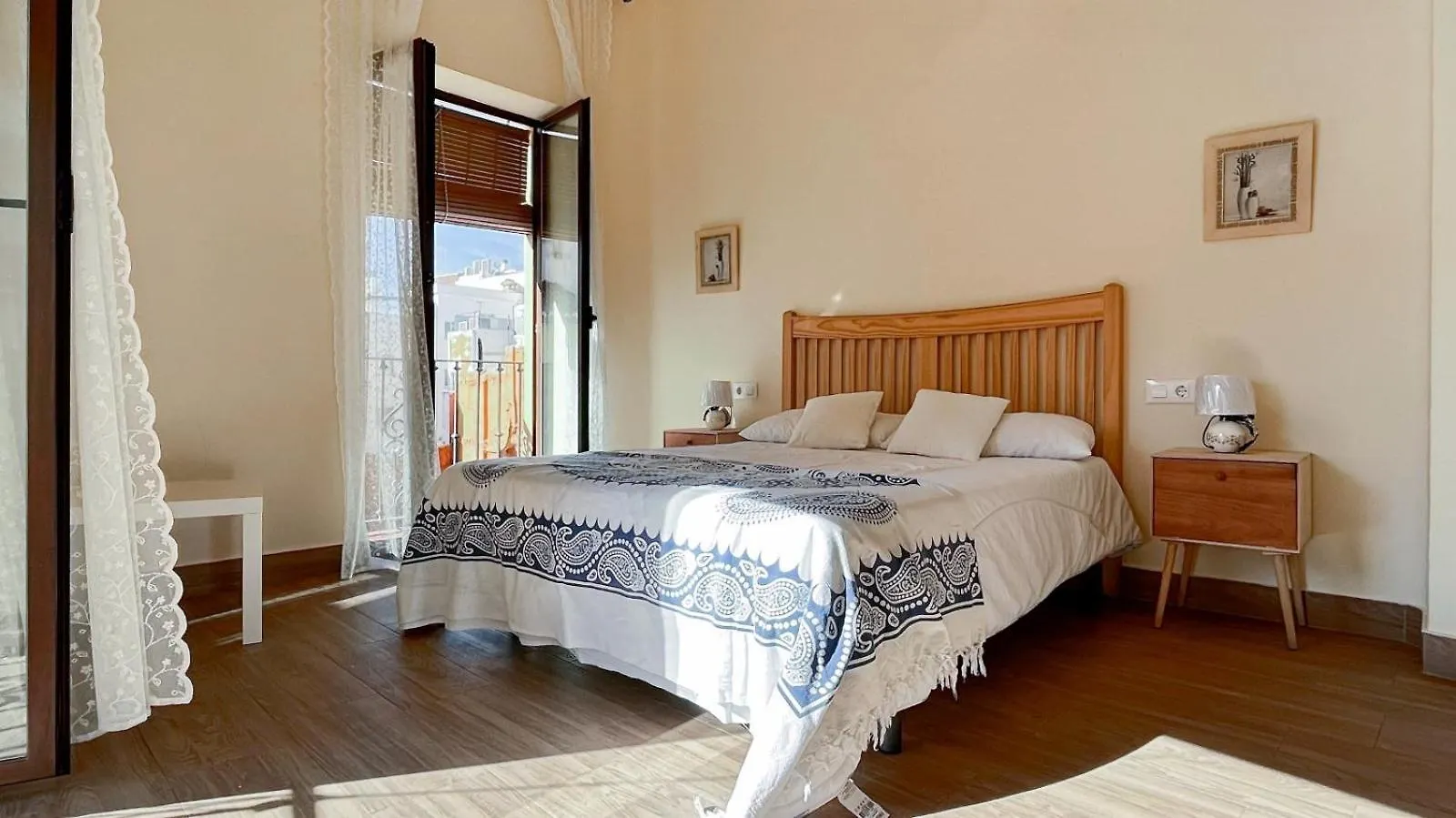 Antequera Suites 0*,